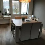 La Petite *